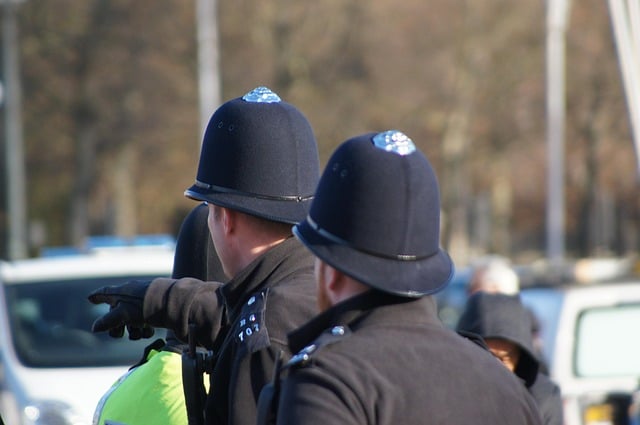 police officers 3546836 640